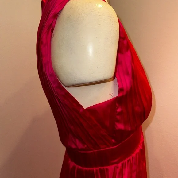 Jessica Simpson Grecian Cocktail Dress - Picture 7 of 10